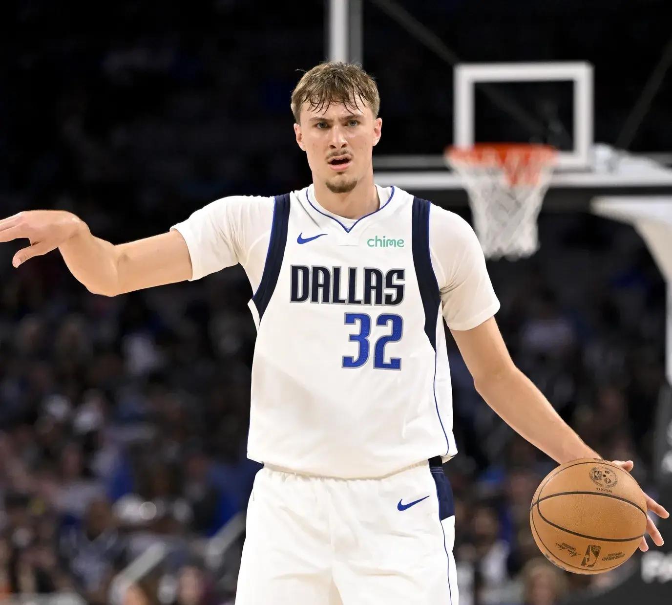 比利亚雷亚尔外线爆发备战NBA总决赛波特兰开拓者复出首秀备战CBA常规赛，今晚布鲁克林篮网篮板制胜看傻球迷的简单介绍